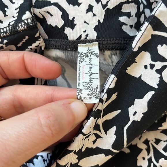 INTIMATELY FREE PEOPLE ~ Paisley black and pink athletic pants - Picture 6 of 7